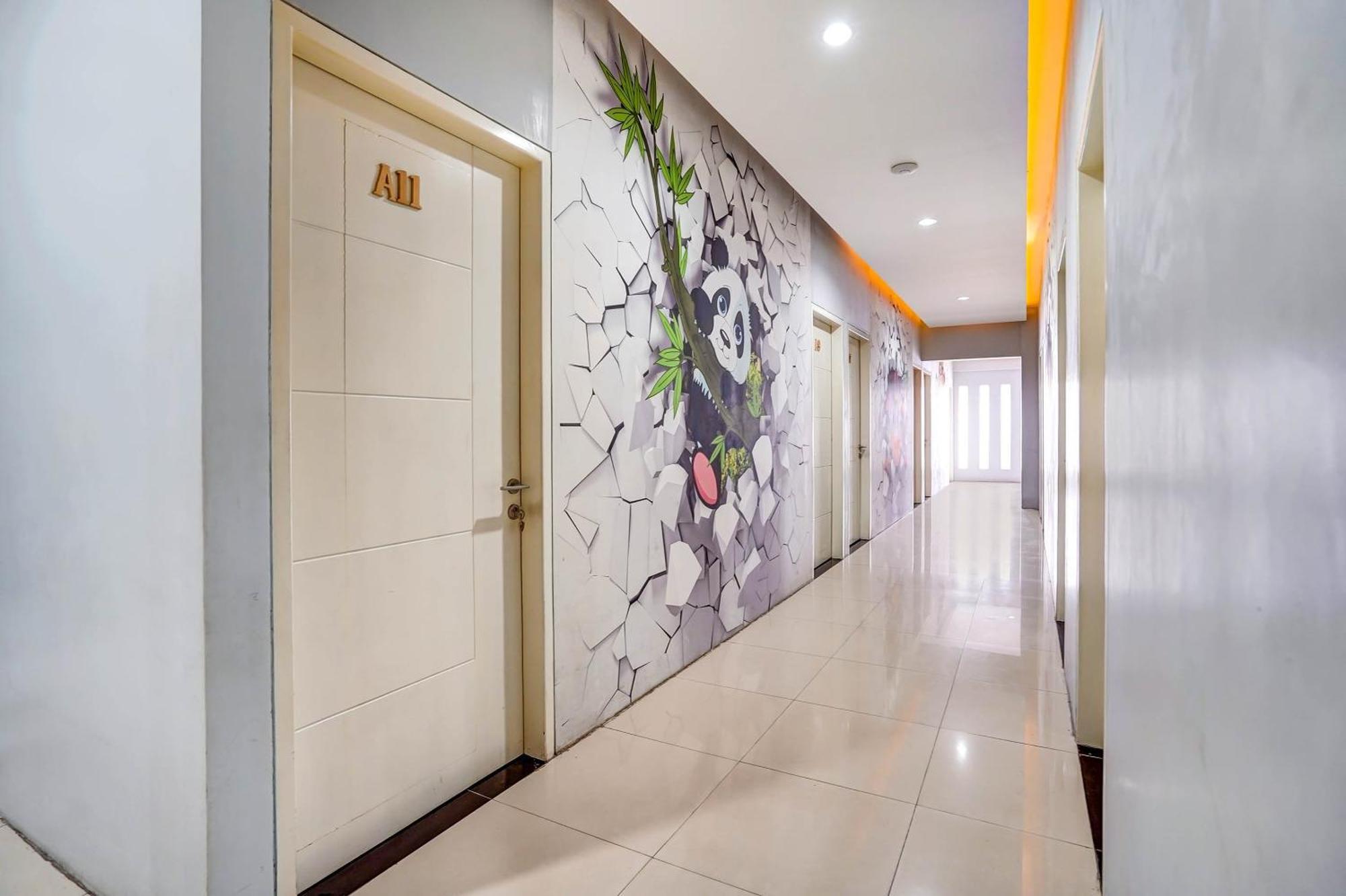 Capital O 90888 Bintang Diponggo Residence Surabaia Exterior foto